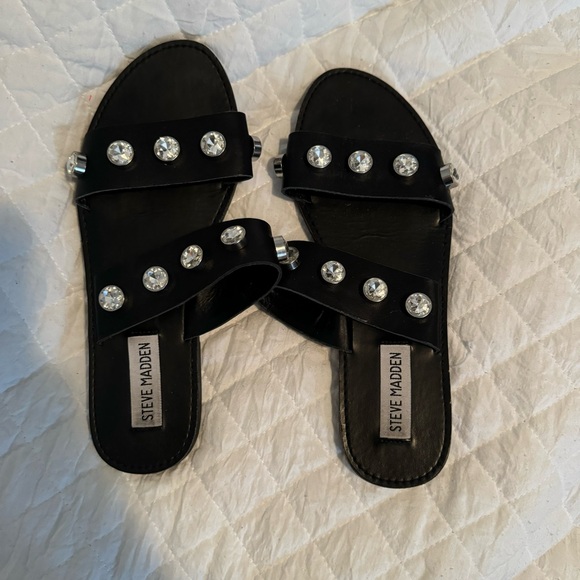 STEVE MADDEN WOMEN'S JESSY SANDAL, BLACK LEATHER rhinestone - Picture 2 of 4